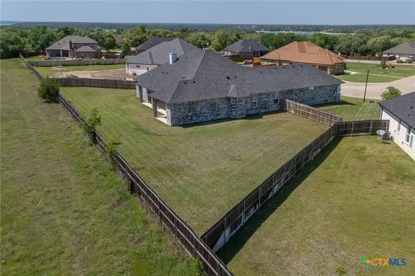 $684,000 | 116 Vista De Luna Lane, Belton, TX 76513
