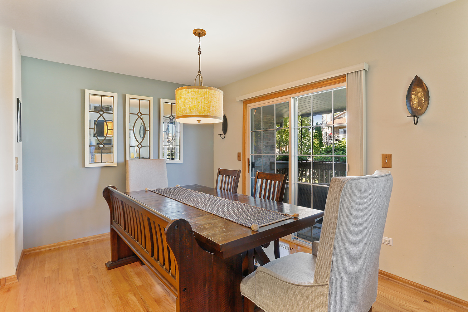 18133 Eagle Drive Tinley Park, IL 60477 - Photo 6 of 20 a view of a dining room with furniture window and wooden floor