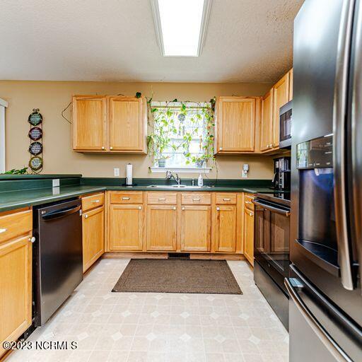 386 Ingram Branch Road West End, NC 27376 - Photo 16 of 47 ing kitch2