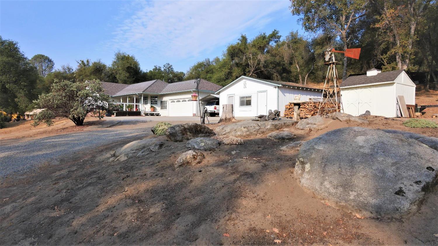 43326 Leach Road Ahwahnee, CA 93601 - Photo 1 of 37 Gallery Image 1