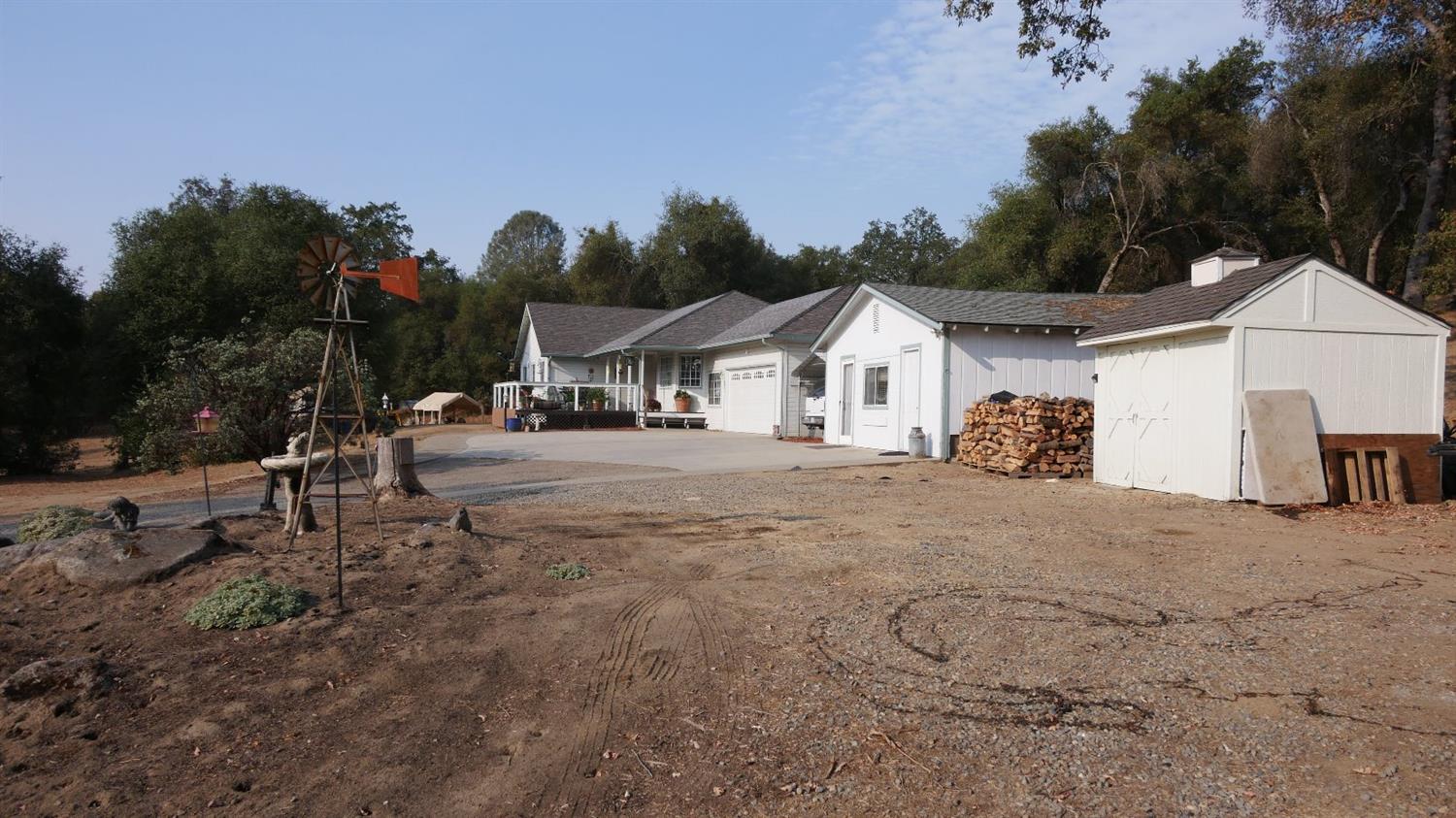43326 Leach Road Ahwahnee, CA 93601 - Photo 3 of 37 Gallery Image 3