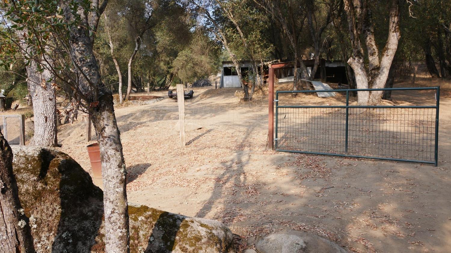43326 Leach Road Ahwahnee, CA 93601 - Photo 35 of 37 Gallery Image 35