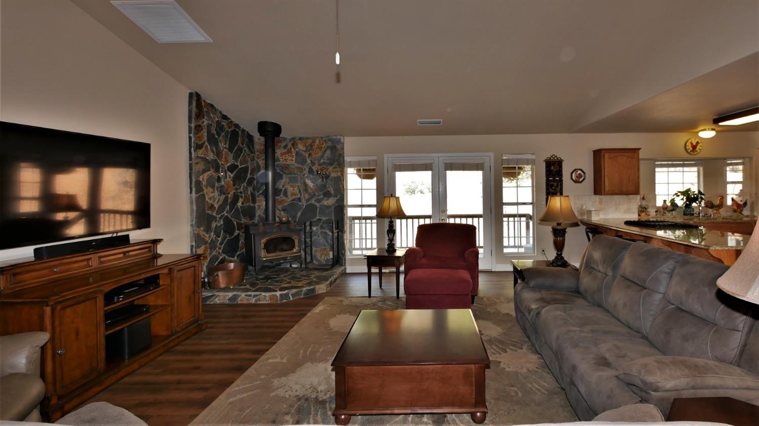 43326 Leach Road Ahwahnee, CA 93601 - Photo 8 of 37 Gallery Image 8