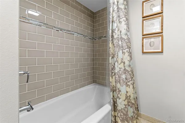 $1,175,000 | 5465 West Ontario Avenue, Littleton, CO 80128