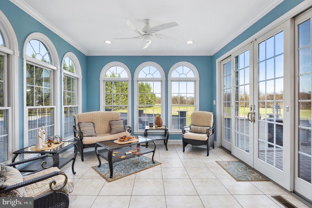 1010 Sassafrass Road Warwick, MD 21912 - Photo 33 of 97 Bump out breakfast nook or sunroom