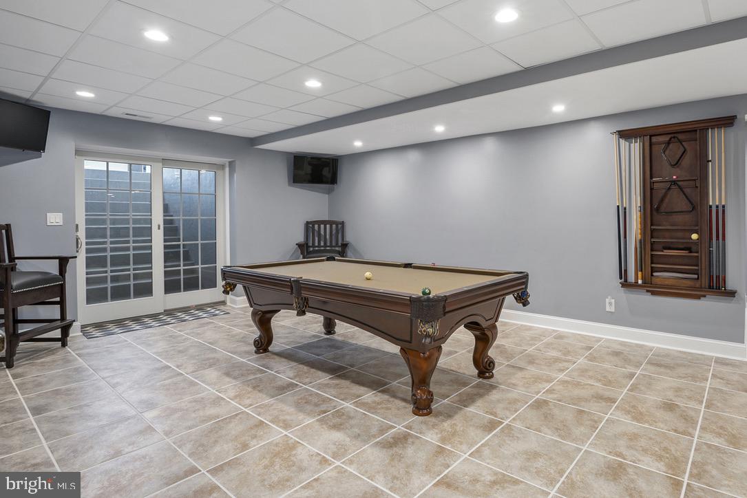1010 Sassafrass Road Warwick, MD 21912 - Photo 68 of 97 Game room with walk up stairs to pool