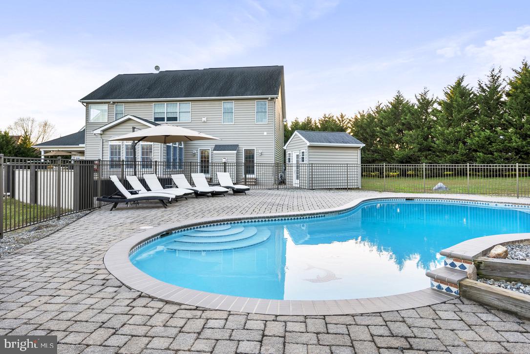 1010 Sassafrass Road Warwick, MD 21912 - Photo 81 of 97 Beautiful concrete gunite pool