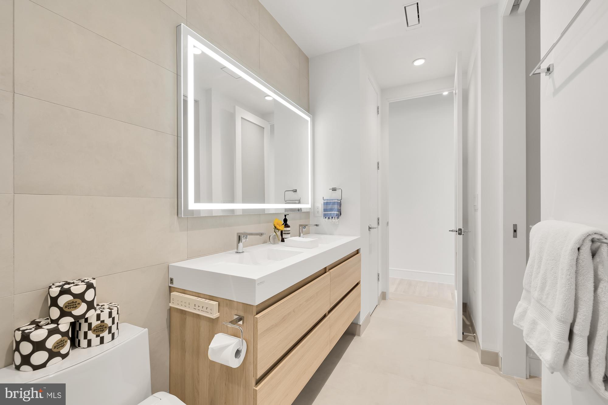 1515 14th Street Northwest, Unit 301 Washington, DC 20005 - Photo 13 of 31