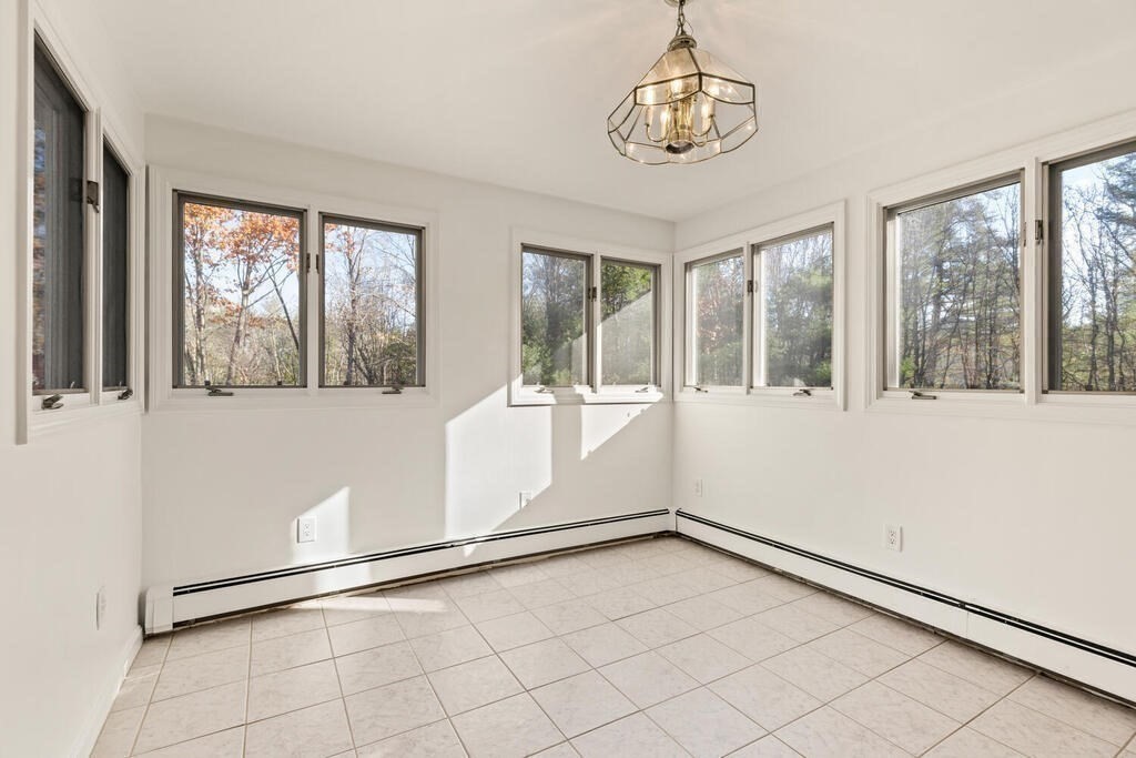 815 Great Road Stow, MA 01775 - Photo 17 of 32