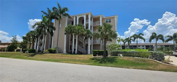 $4,500 | 222 Lewis Circle, Unit 142, Punta Gorda, FL 33950