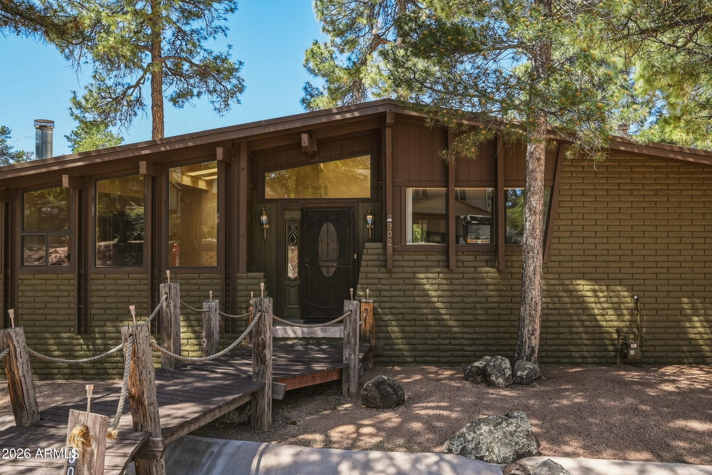 902 South Pineview Street Payson, AZ 85541 - Photo 2 of 32 3_lme_0575