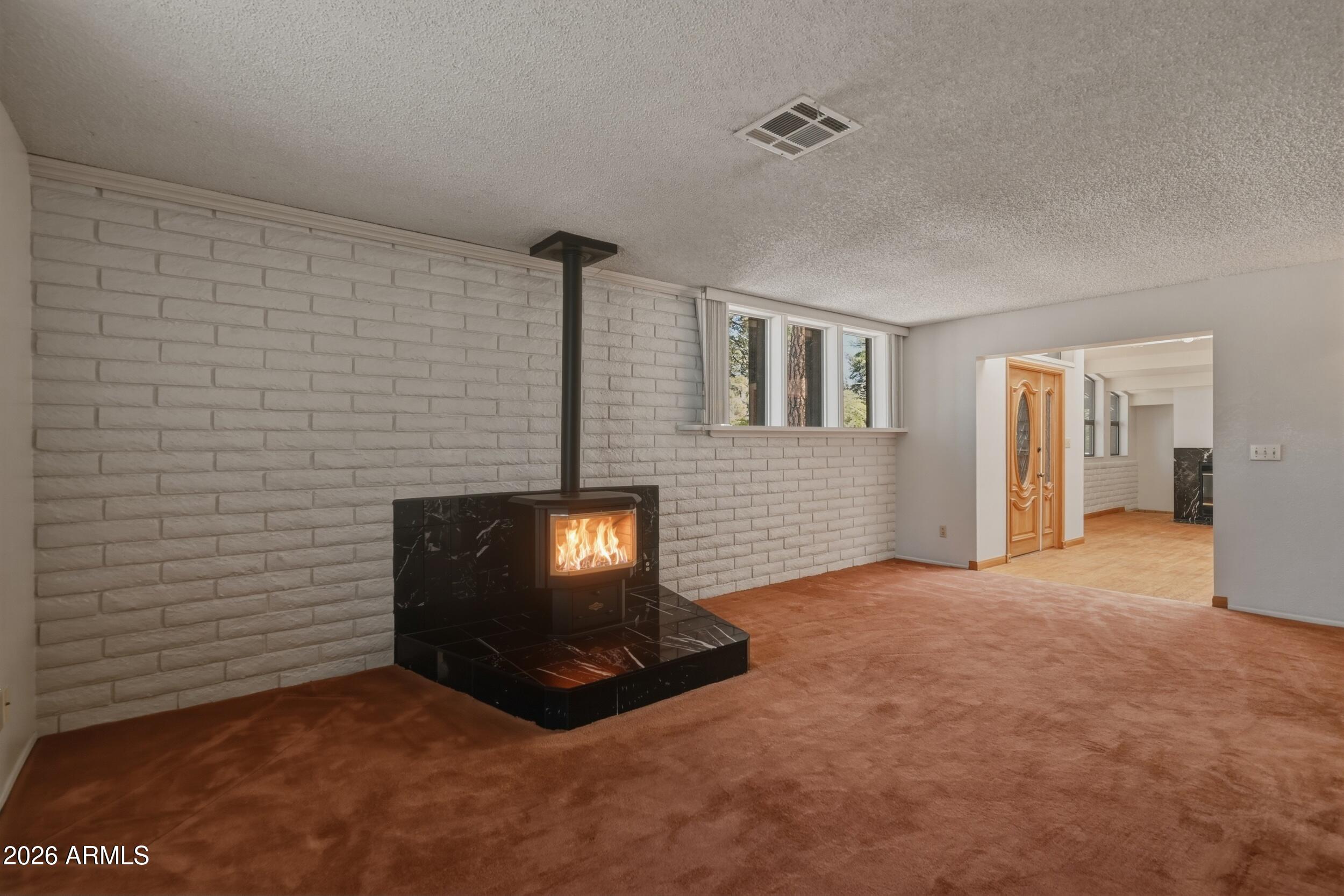 902 South Pineview Street Payson, AZ 85541 - Photo 5 of 32 6_lme_0408_with_fire