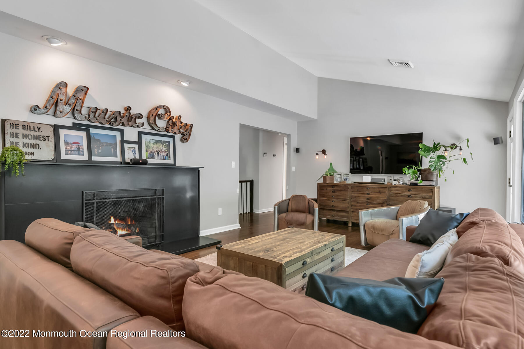234 Red Hill Road Middletown, NJ 07748 - Photo 5 of 58 a living room with furniture and a flat screen tv