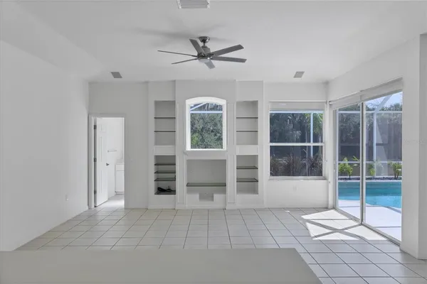 $4,950 | 8501 Park Shore Lane, Sarasota, FL 34238