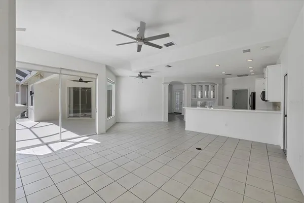 $4,950 | 8501 Park Shore Lane, Sarasota, FL 34238