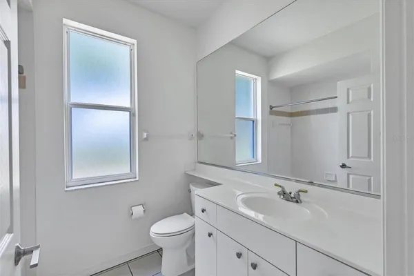 $4,950 | 8501 Park Shore Lane, Sarasota, FL 34238