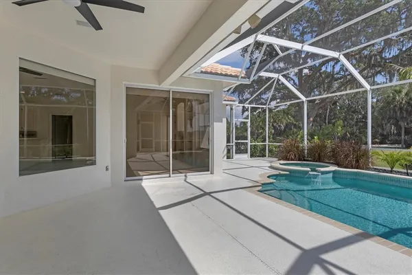 $4,950 | 8501 Park Shore Lane, Sarasota, FL 34238