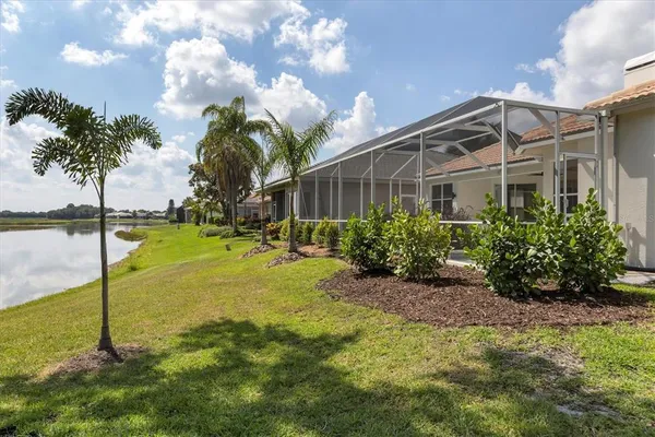 $4,950 | 8501 Park Shore Lane, Sarasota, FL 34238