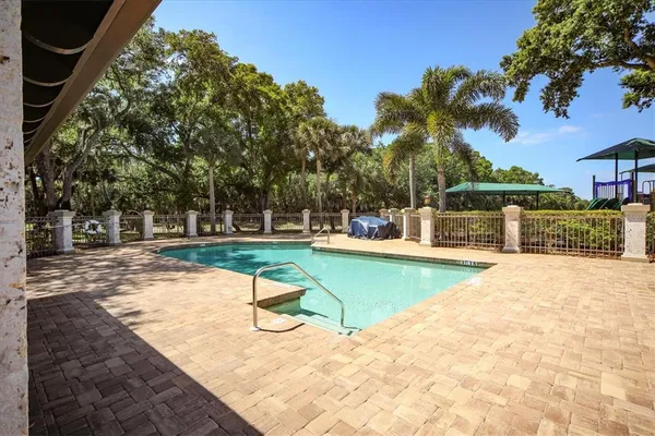 $4,950 | 8501 Park Shore Lane, Sarasota, FL 34238