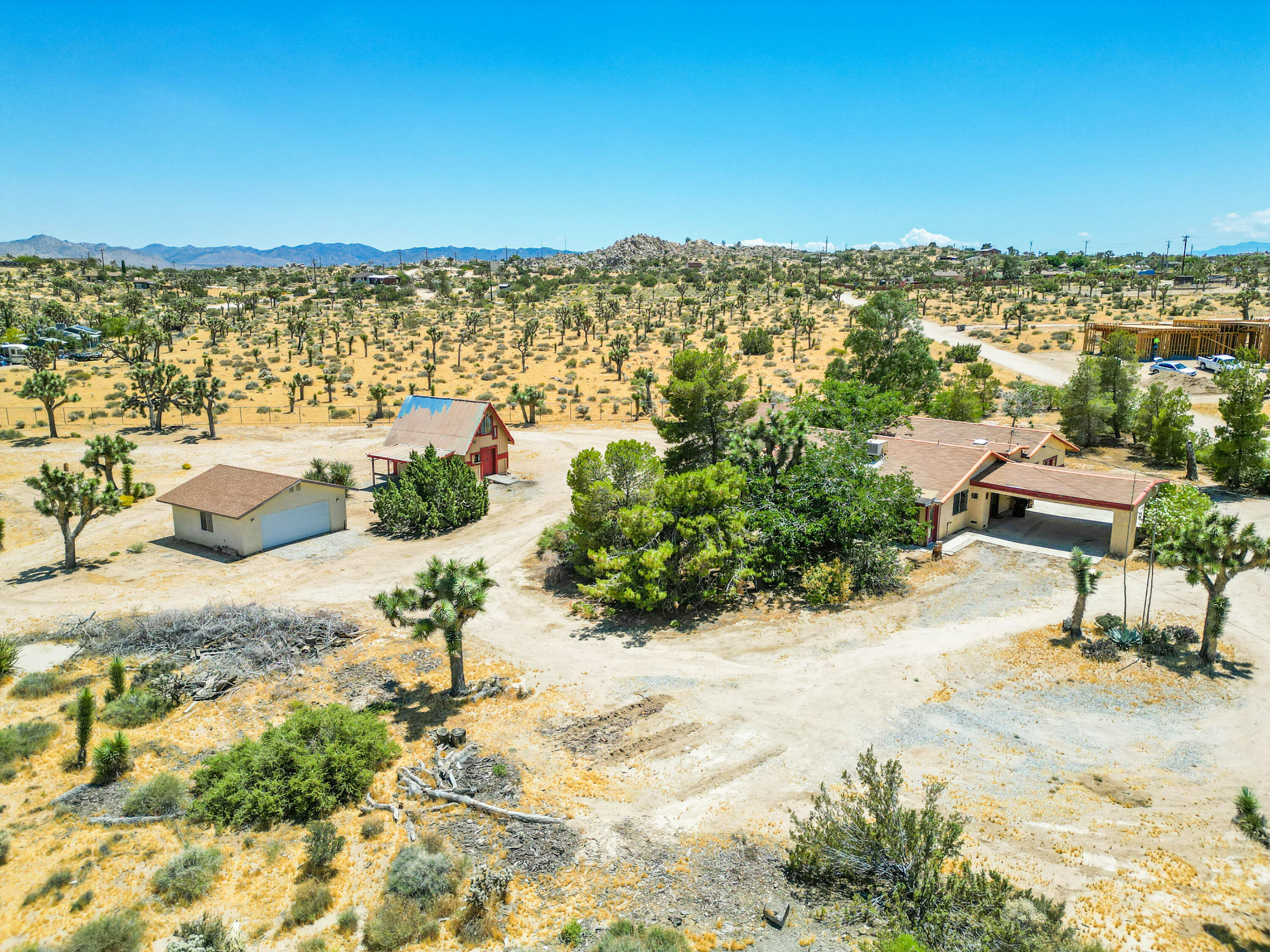 5260 Roberts Road Yucca Valley, CA 92284 - Photo 16 of 61 DJI_0096