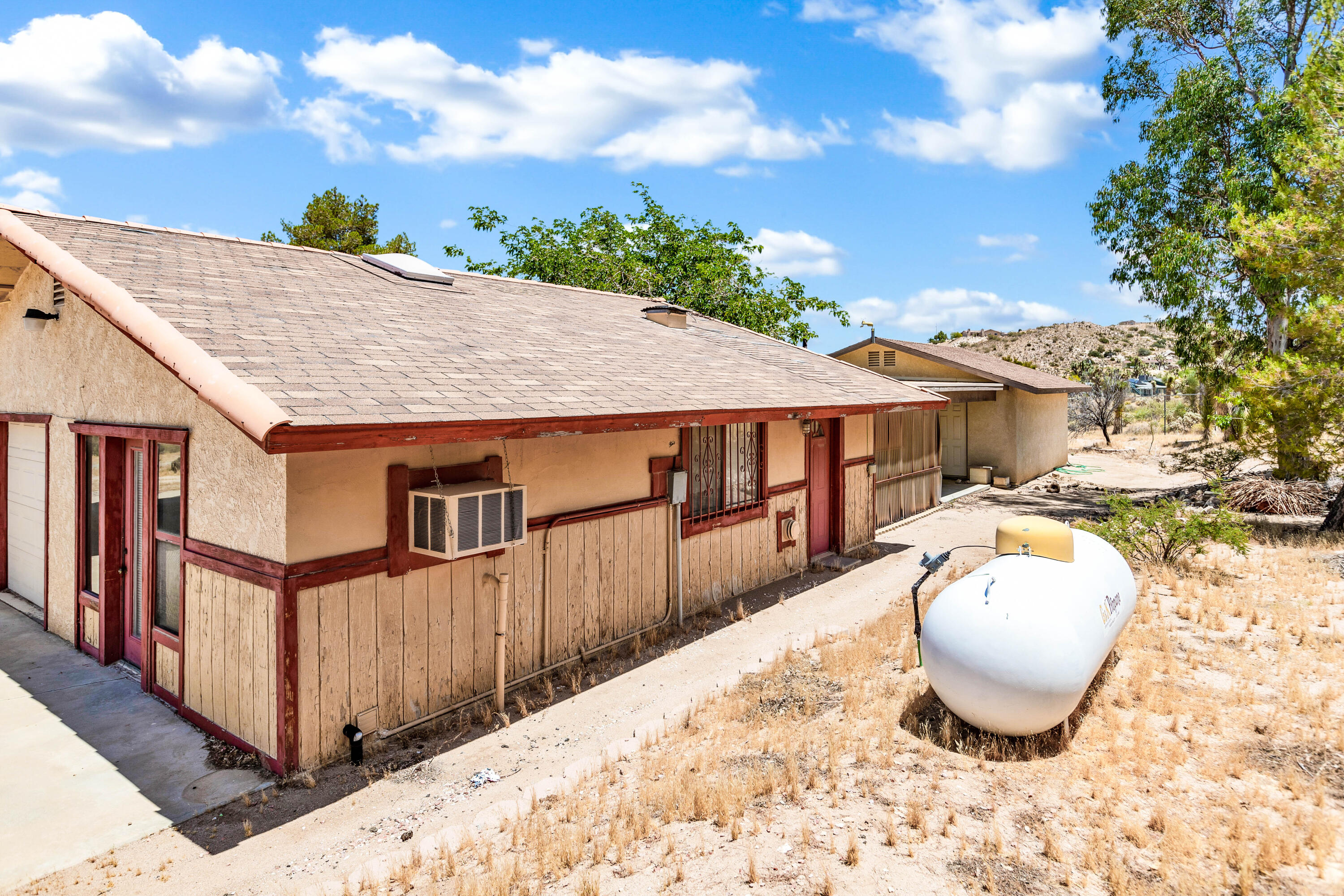 5260 Roberts Road Yucca Valley, CA 92284 - Photo 20 of 61 A78I6897-2