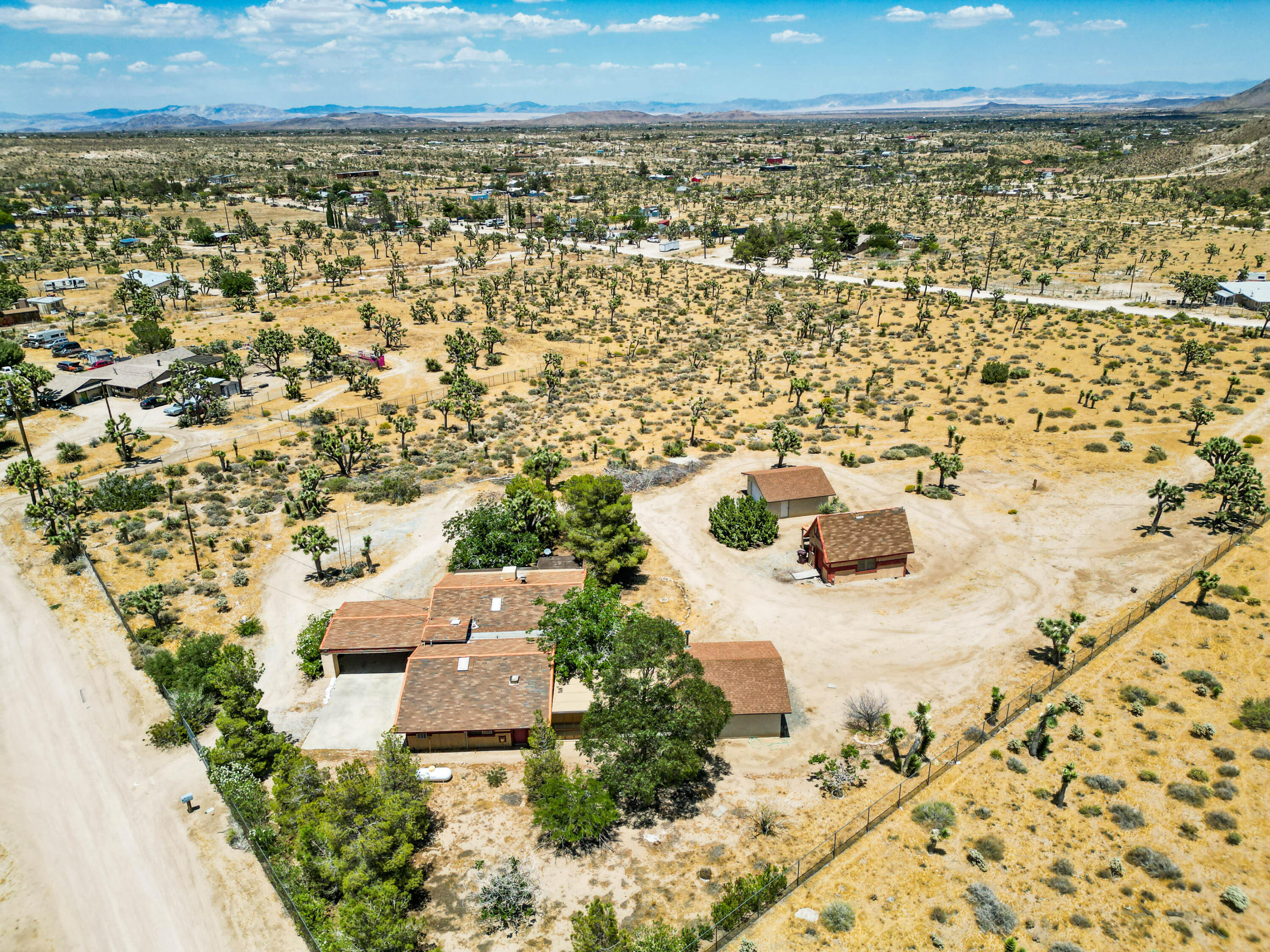 5260 Roberts Road Yucca Valley, CA 92284 - Photo 2 of 61 DJI_0080