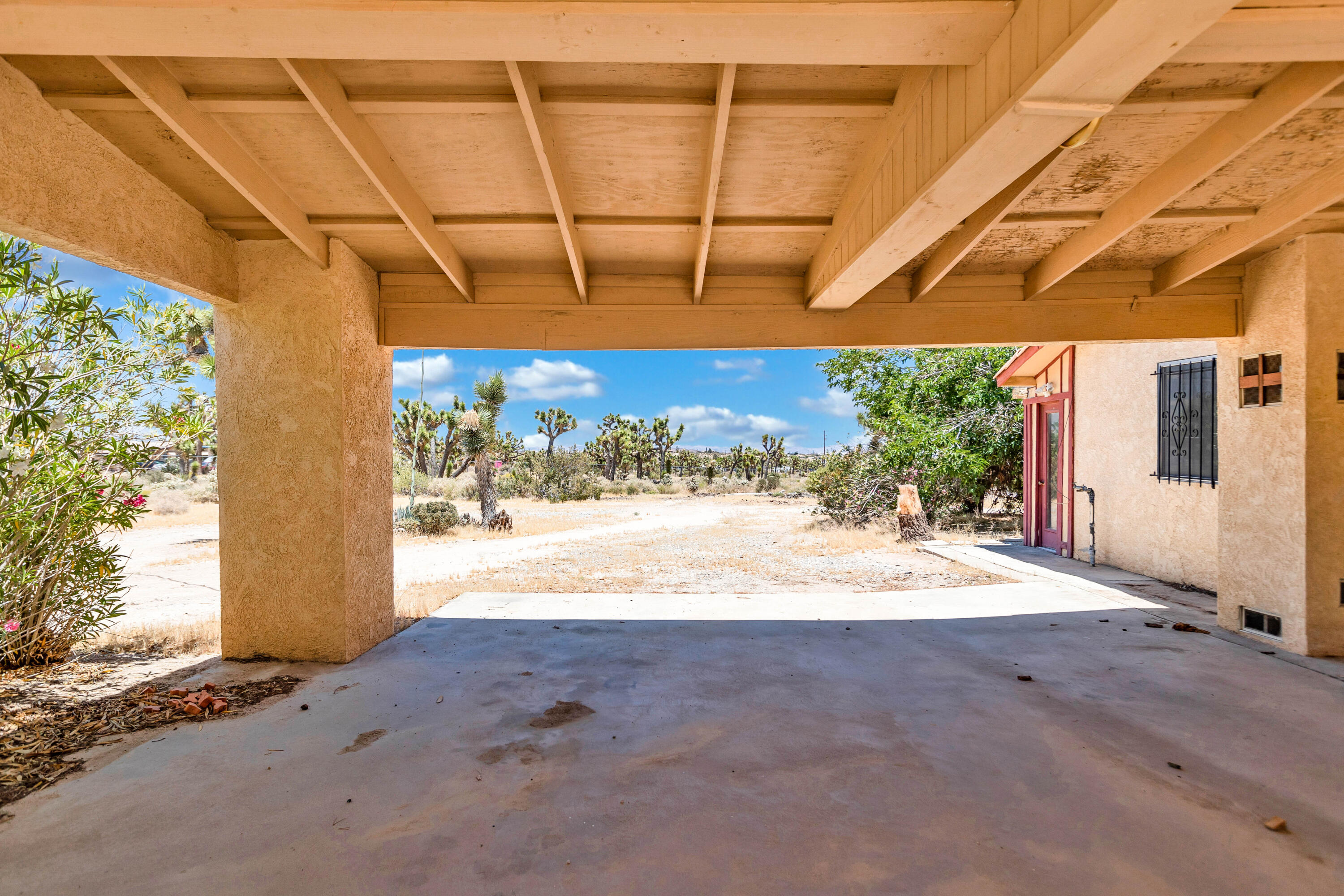 5260 Roberts Road Yucca Valley, CA 92284 - Photo 24 of 61 A78I6848