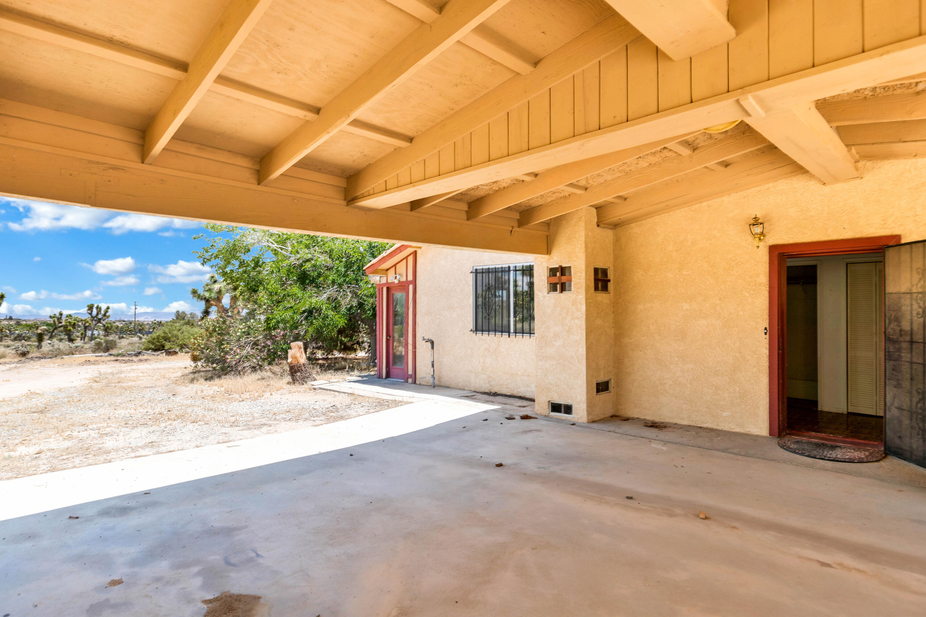 5260 Roberts Road Yucca Valley, CA 92284 - Photo 25 of 61 A78I6849