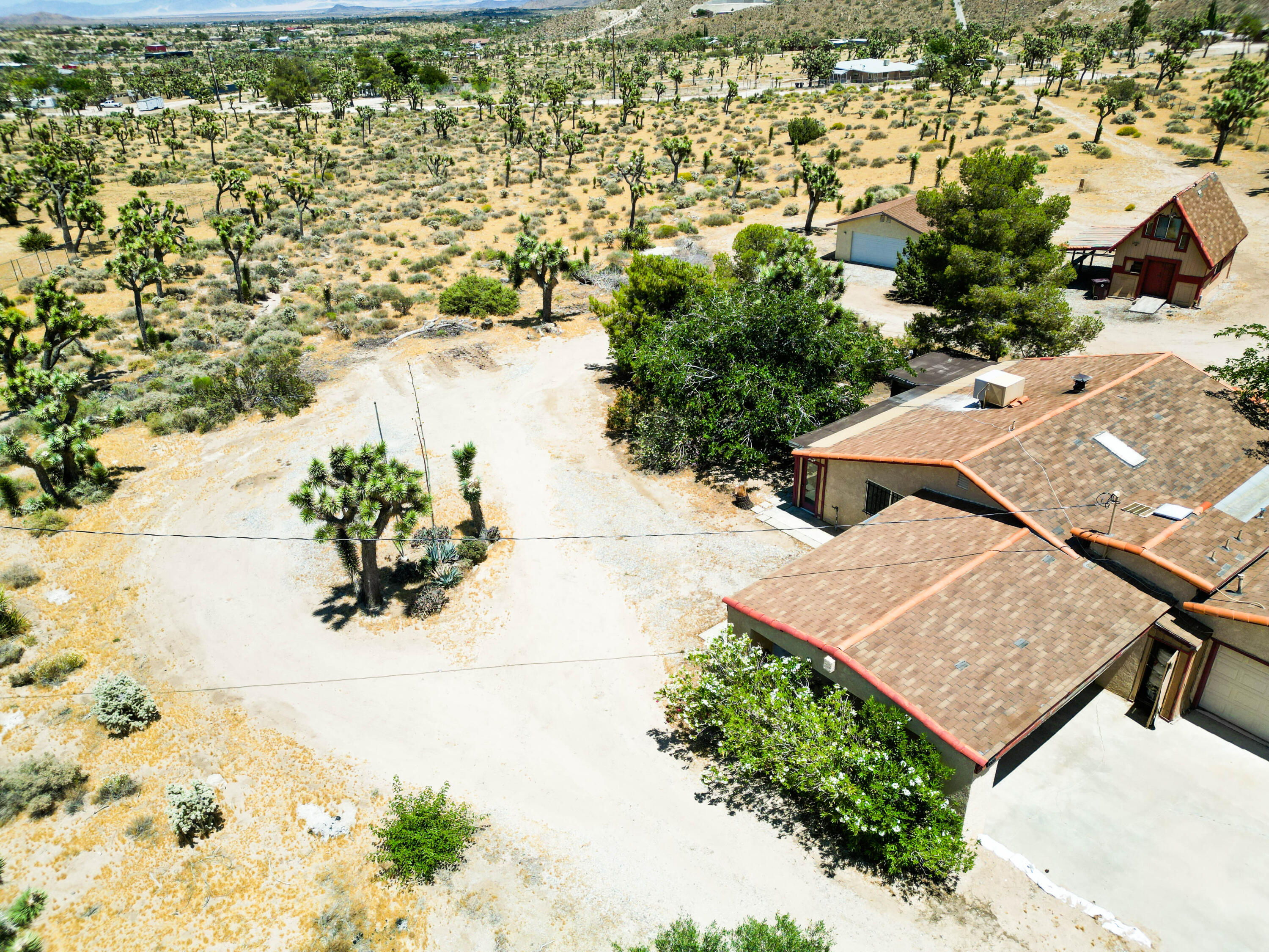 5260 Roberts Road Yucca Valley, CA 92284 - Photo 3 of 61 DJI_0079