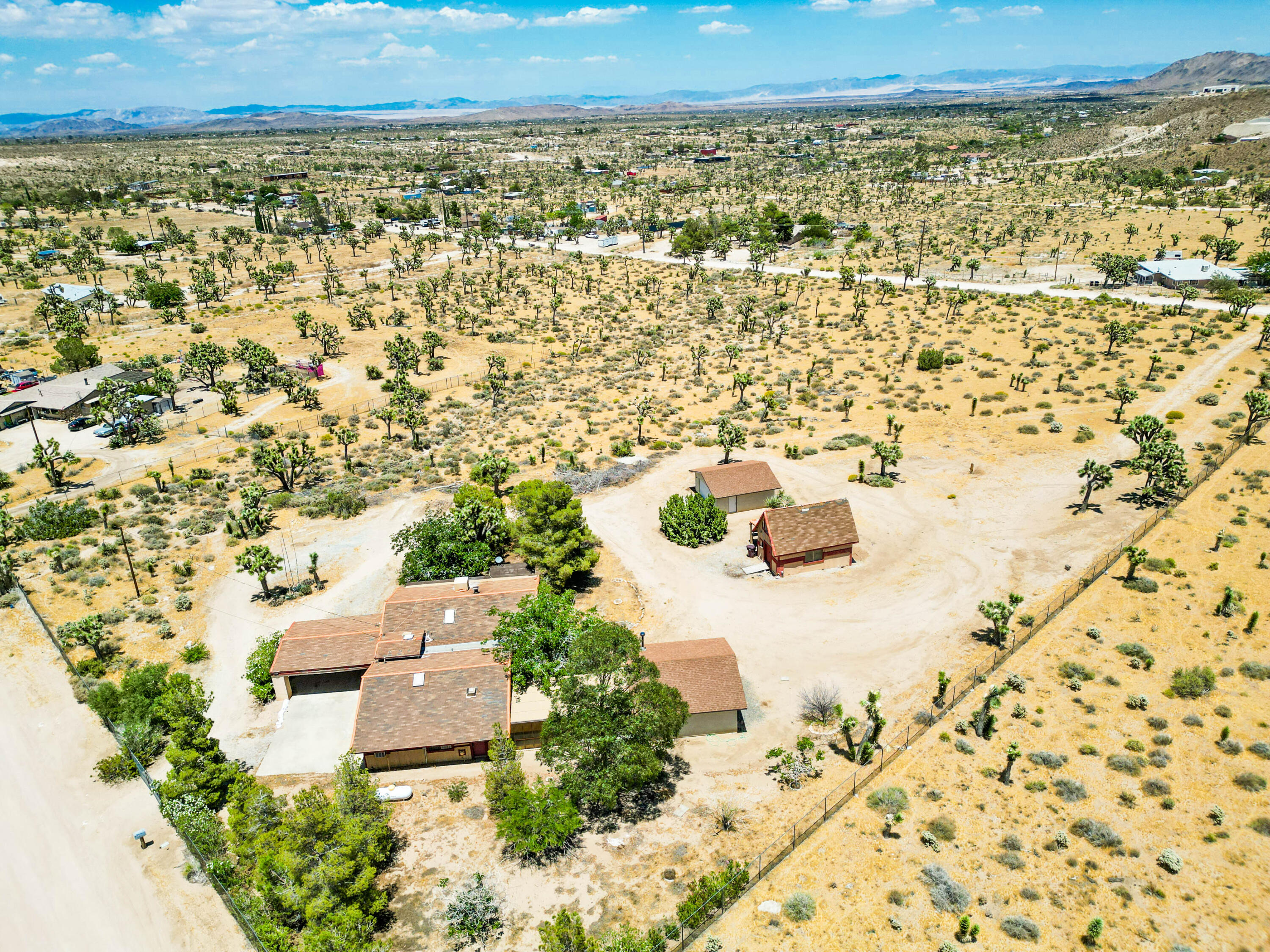 5260 Roberts Road Yucca Valley, CA 92284 - Photo 4 of 61 DJI_0081