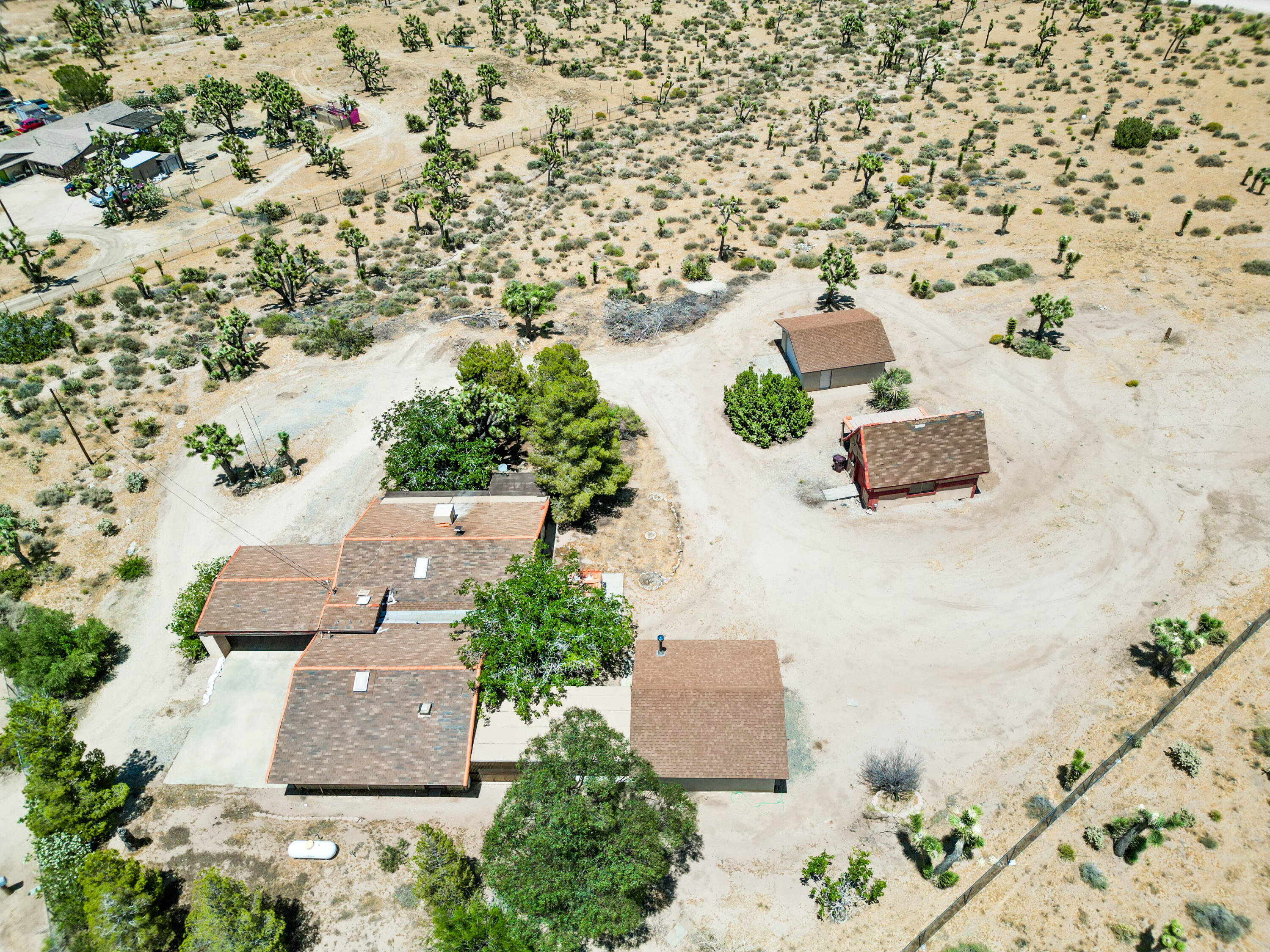 5260 Roberts Road Yucca Valley, CA 92284 - Photo 5 of 61 DJI_0082