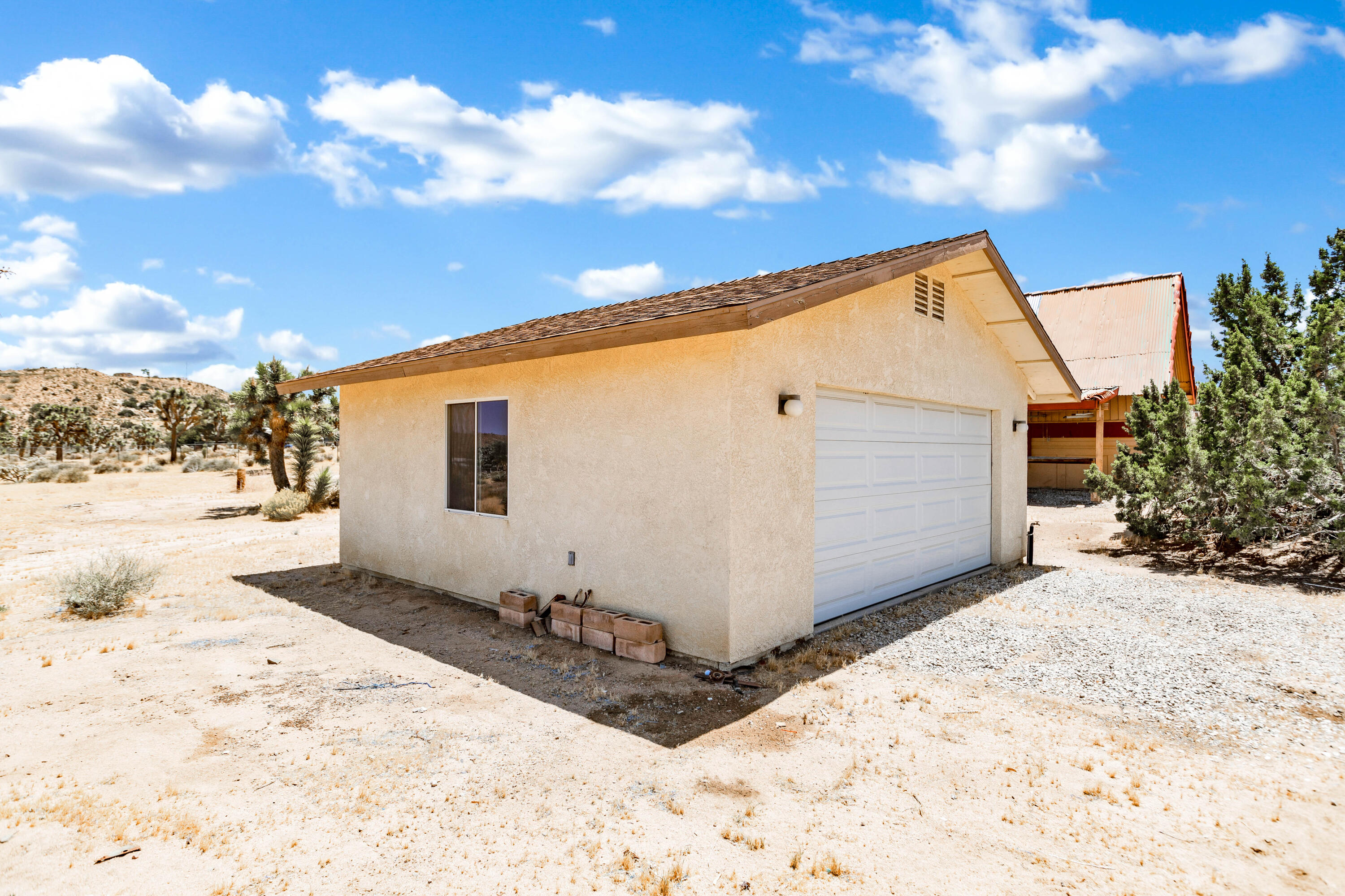 5260 Roberts Road Yucca Valley, CA 92284 - Photo 54 of 61 A78I6882