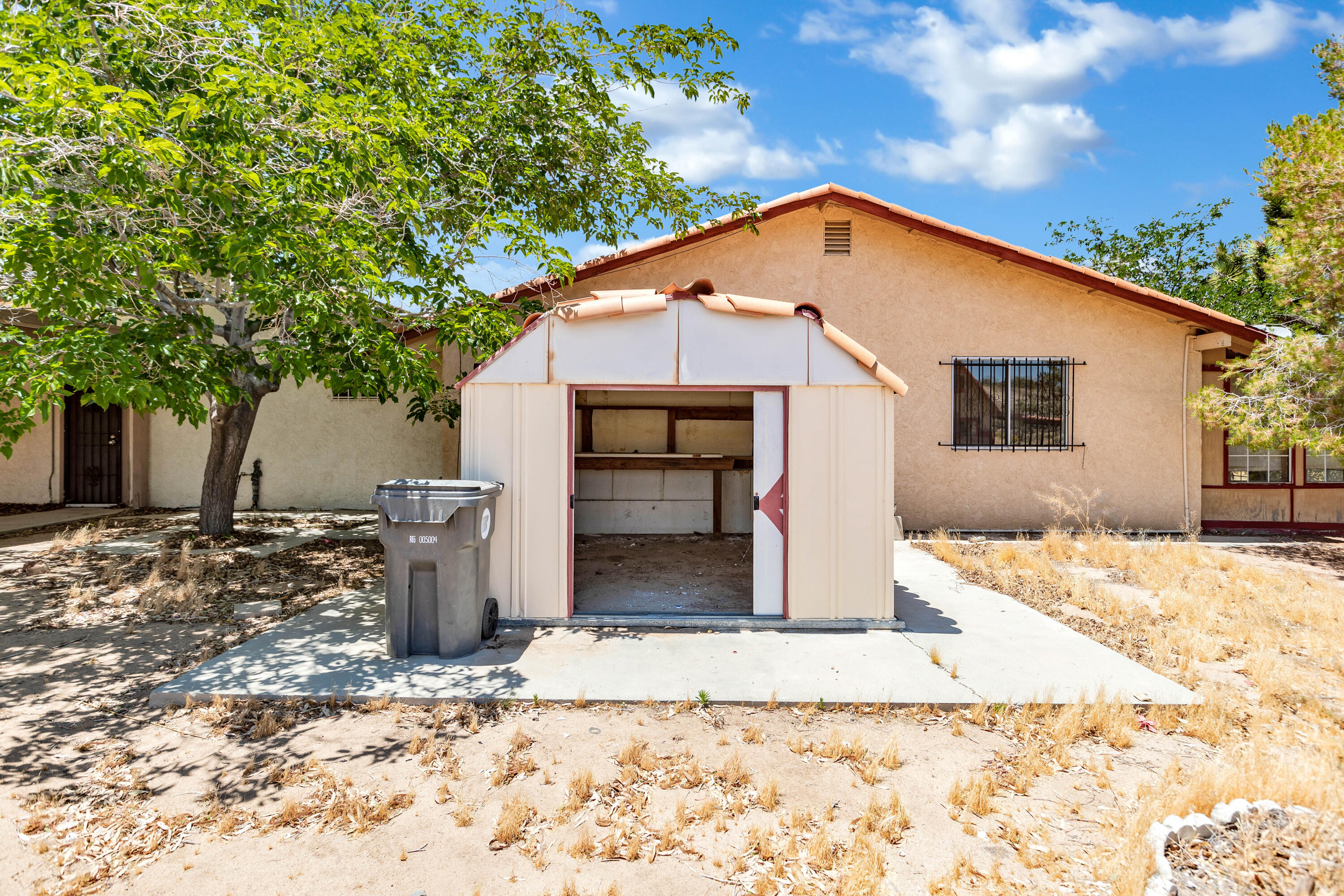 5260 Roberts Road Yucca Valley, CA 92284 - Photo 55 of 61 A78I6886