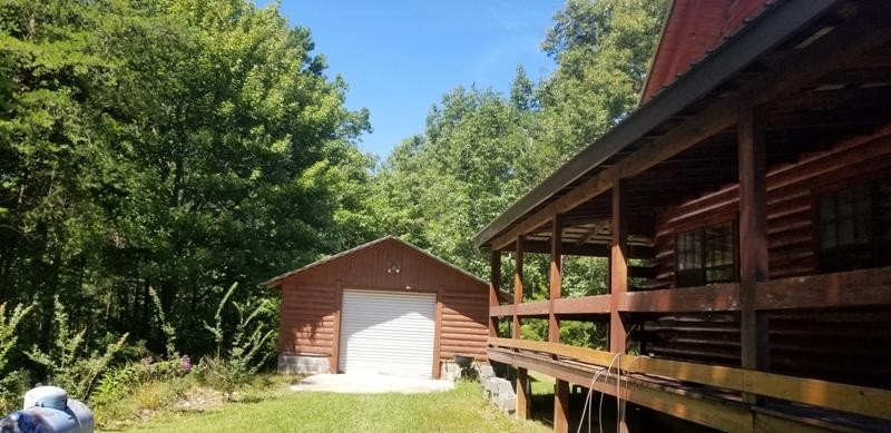 435 Smithfield Road Tellico Plains, TN 37385 - Photo 3 of 13 Gallery Image 3