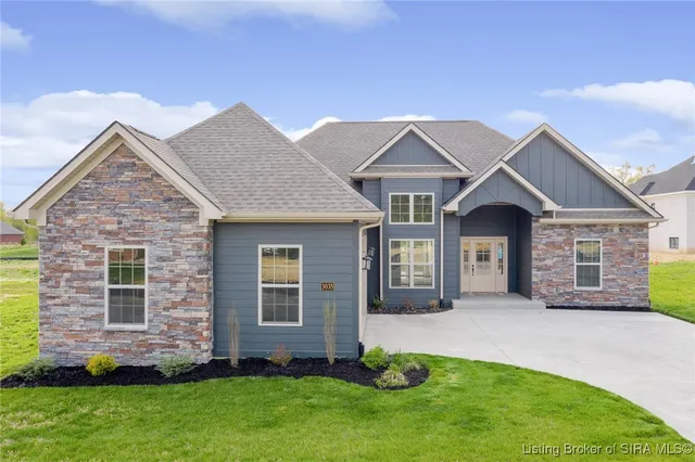 $345,000 | 3035 Masters Drive, Floyds Knobs, IN 47119