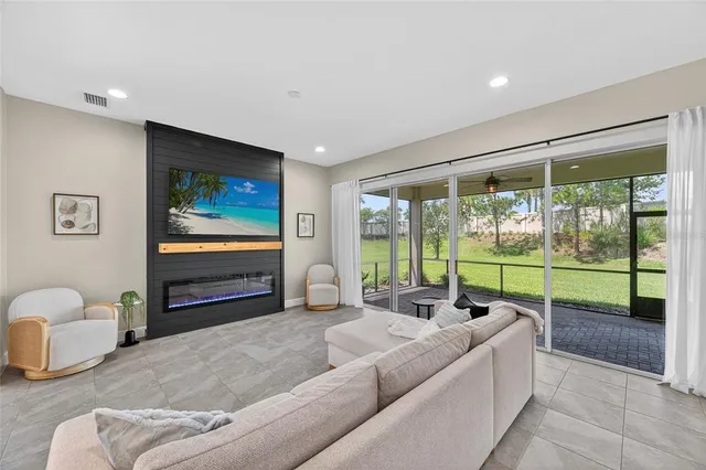 $639,000 | 2871 Tarragona Way, Wesley Chapel, FL 33543