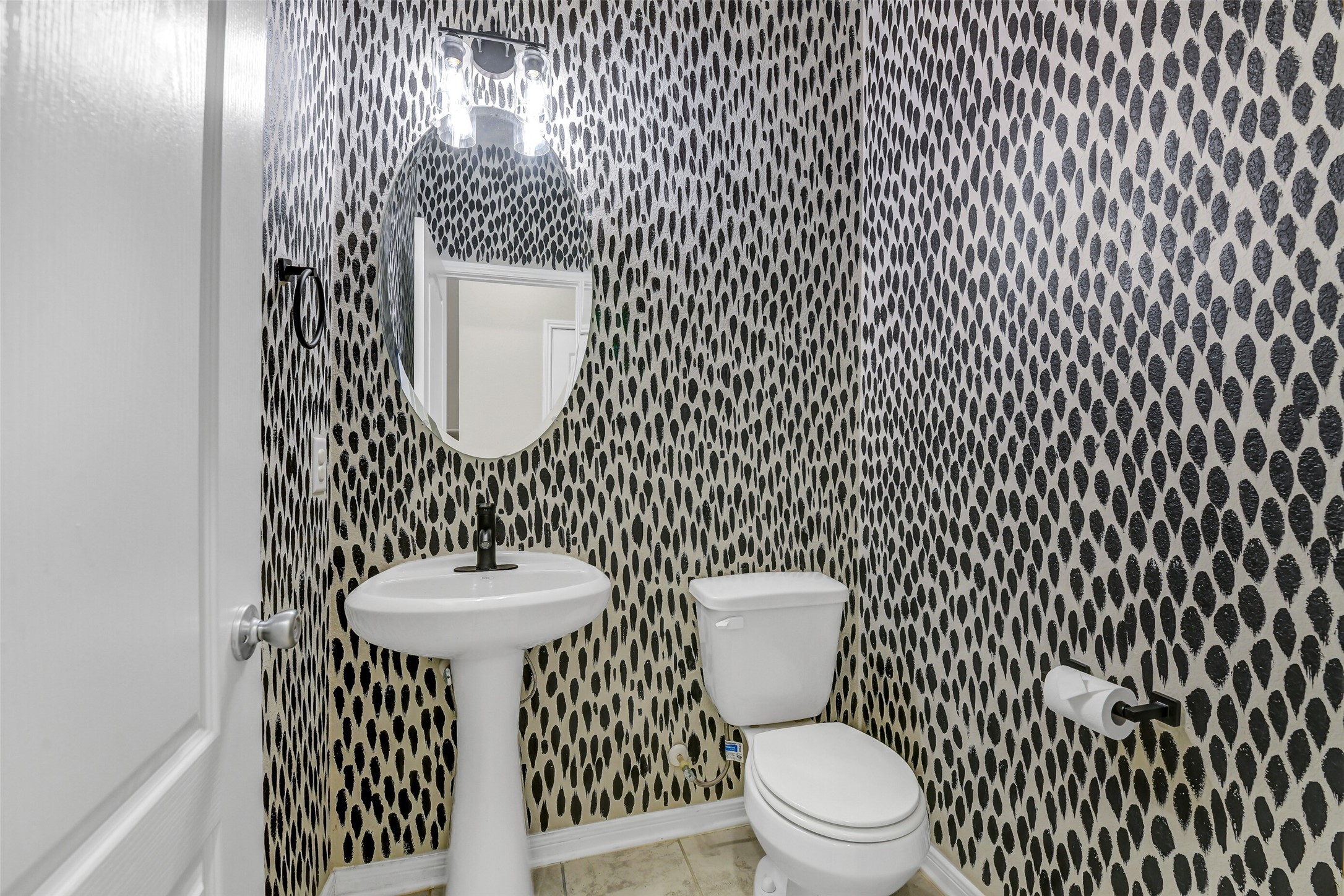 8607 Cedar Brook Point Drive Houston, TX 77080 - Photo 15 of 30