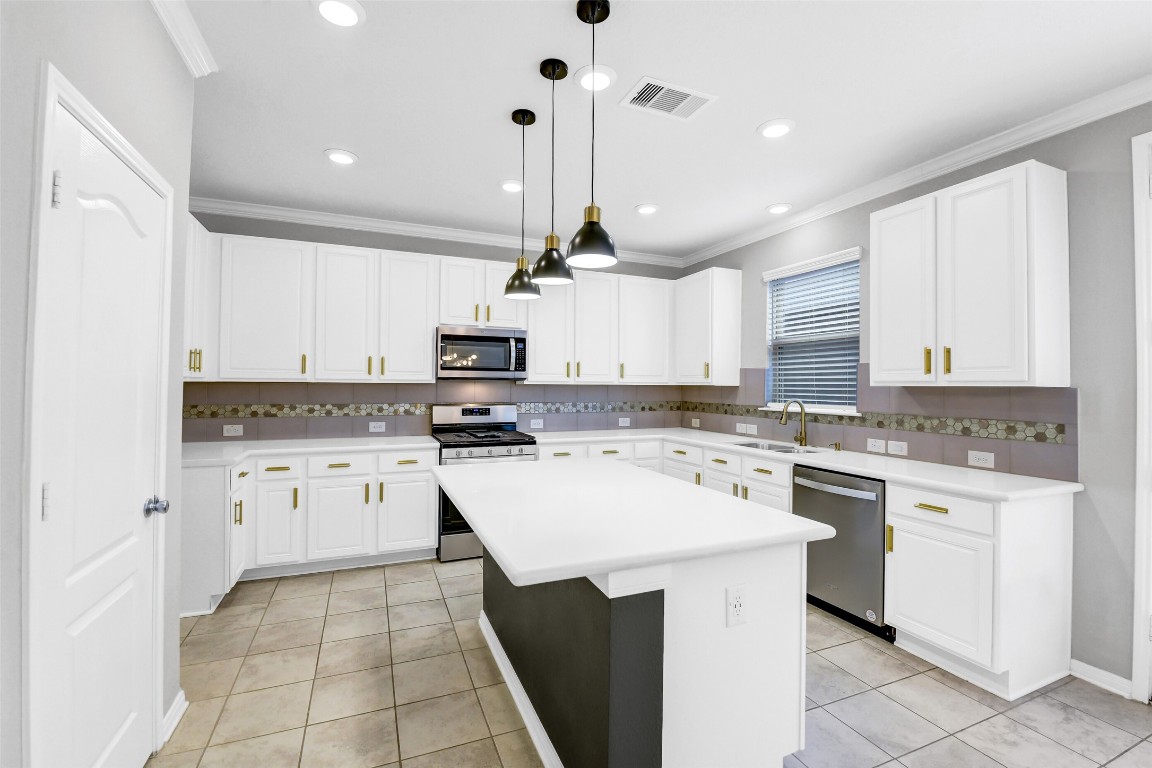 8607 Cedar Brook Point Drive Houston, TX 77080 - Photo 3 of 30