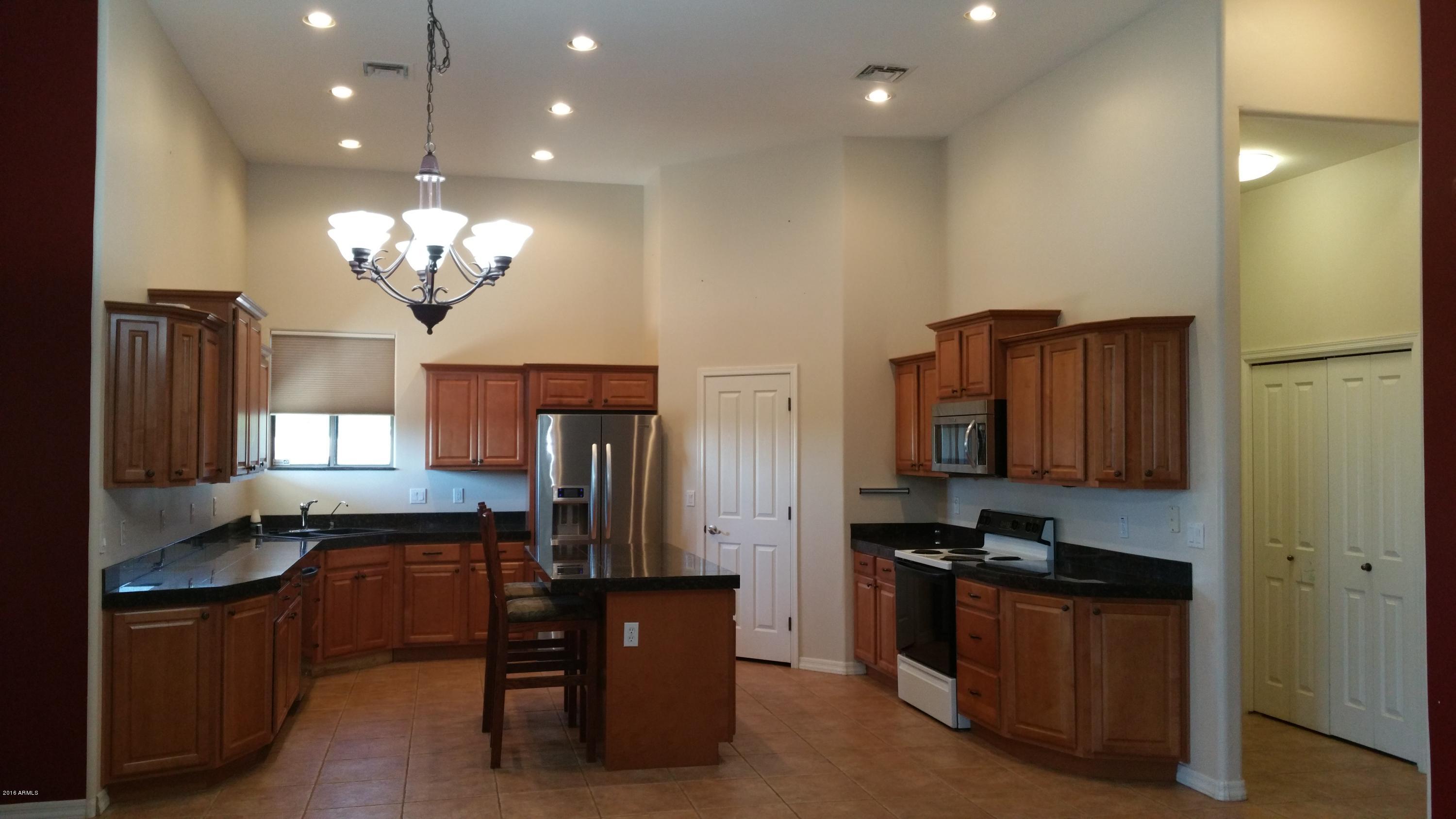 886 North Starr Road Apache Junction, AZ 85119 - Photo 11 of 25 20161022_132554