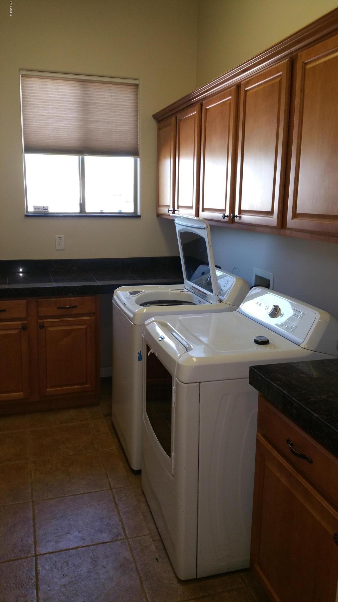 886 North Starr Road Apache Junction, AZ 85119 - Photo 16 of 25 20161022_102957
