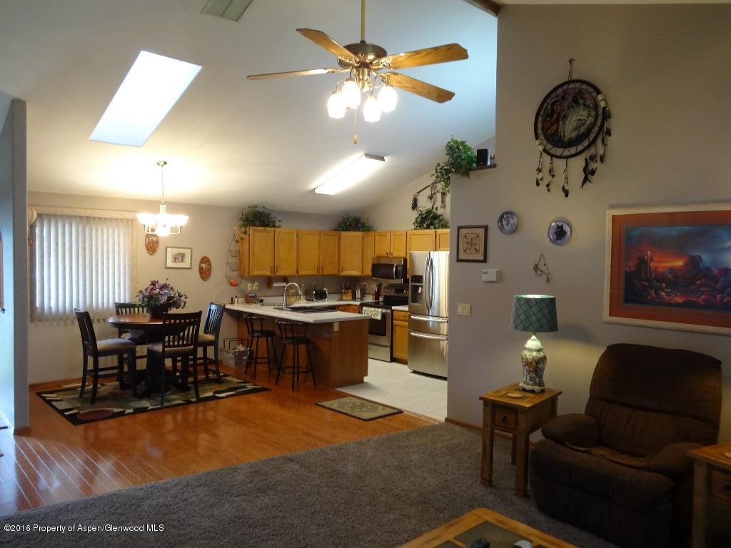 614 Ginseng Road New Castle, CO 81647 - Photo 3 of 14 great room