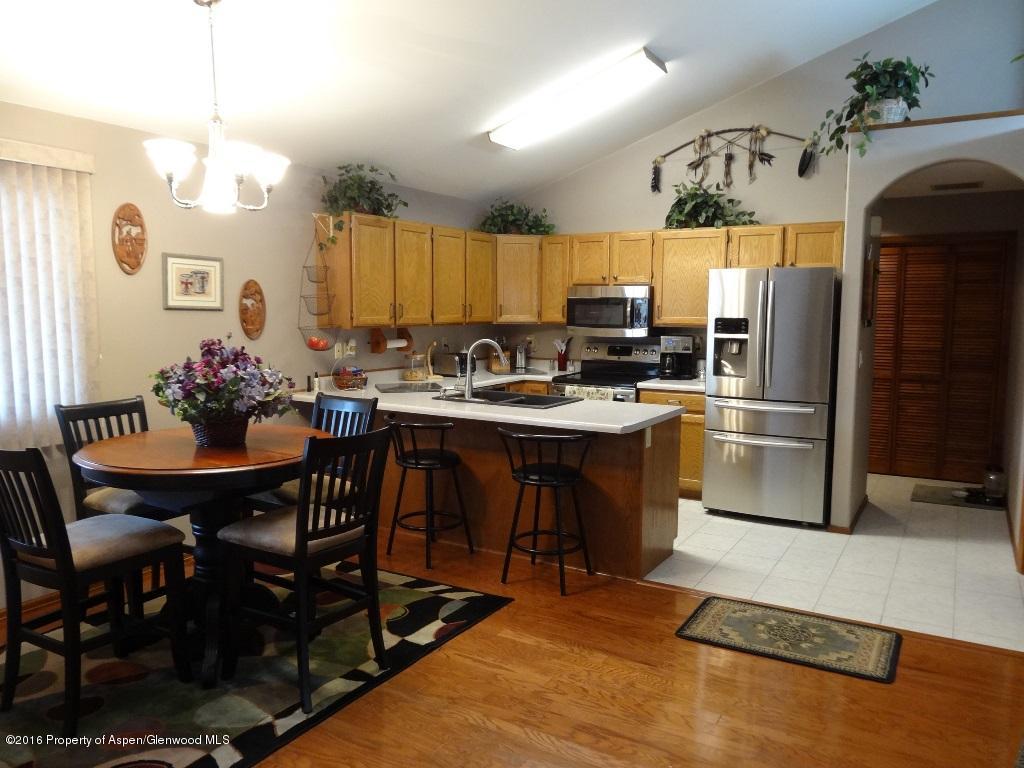 614 Ginseng Road New Castle, CO 81647 - Photo 5 of 14 kitchen