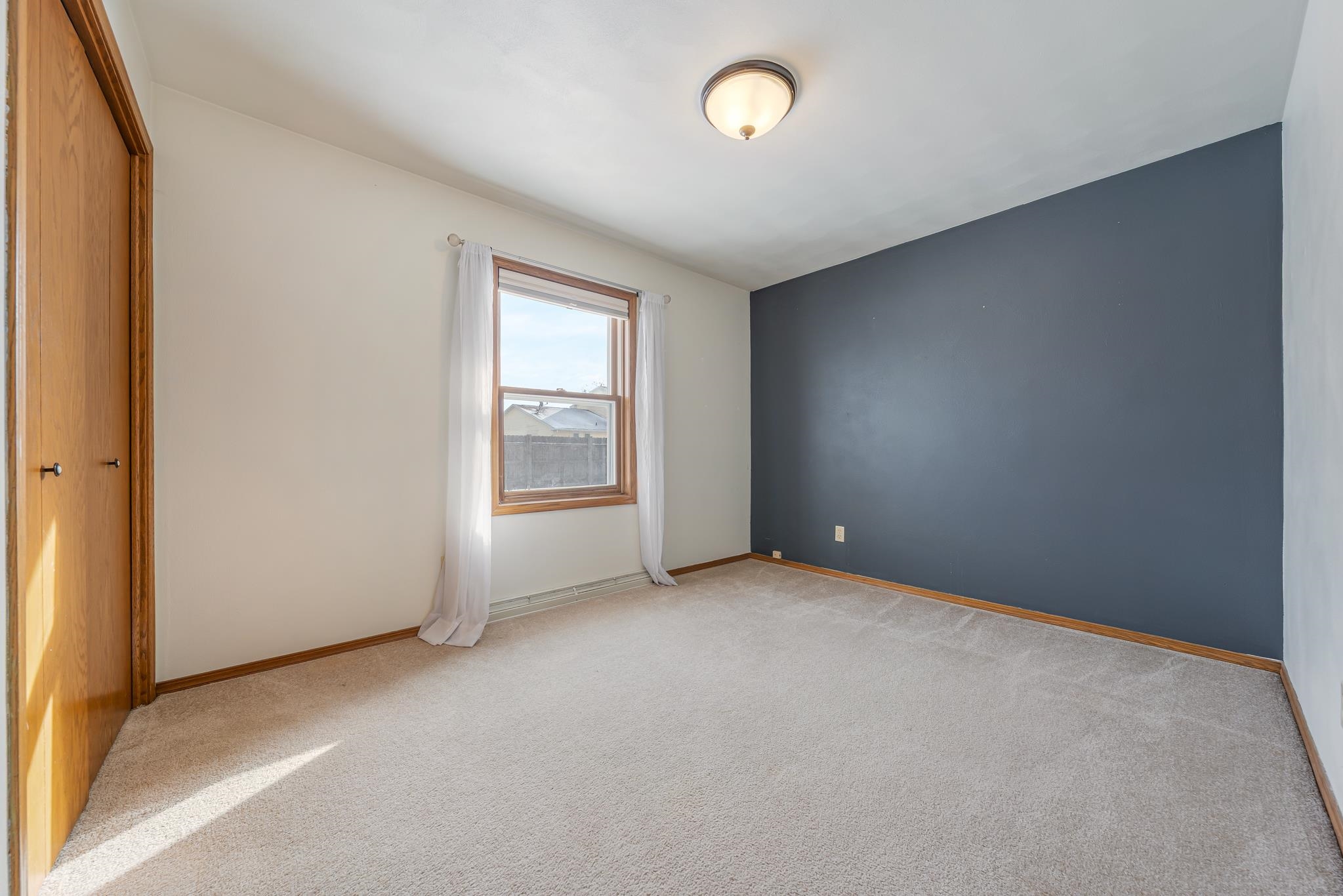 1253 Meadowview Drive Menasha, WI 54952 - Photo 14 of 35