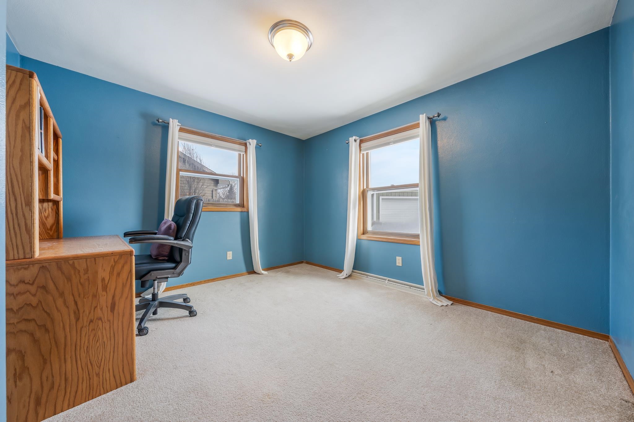 1253 Meadowview Drive Menasha, WI 54952 - Photo 16 of 35