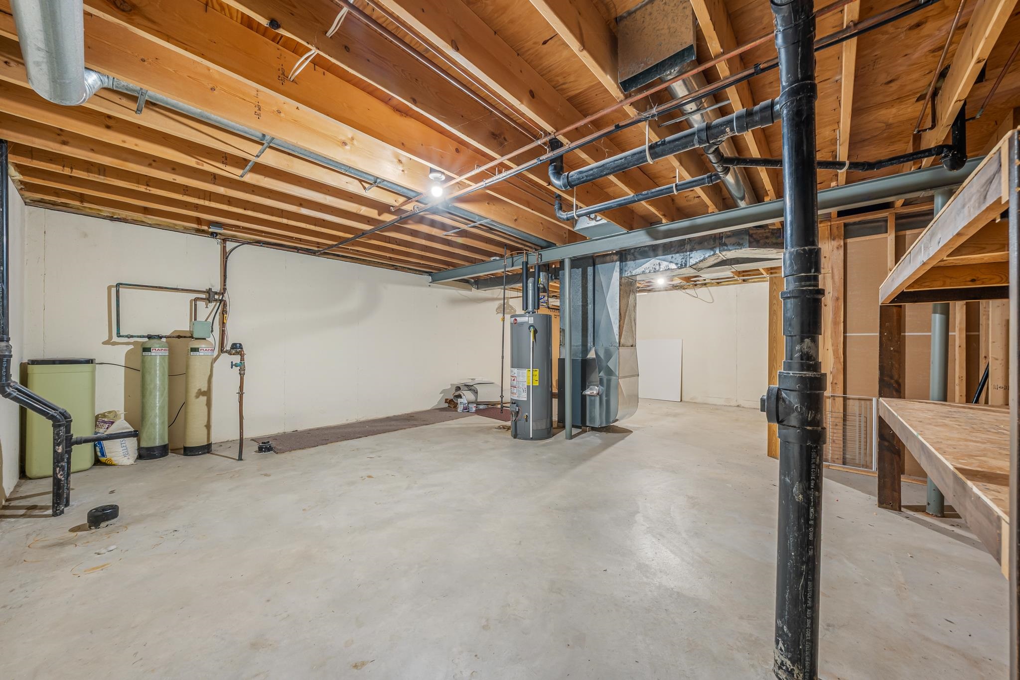 1253 Meadowview Drive Menasha, WI 54952 - Photo 25 of 35