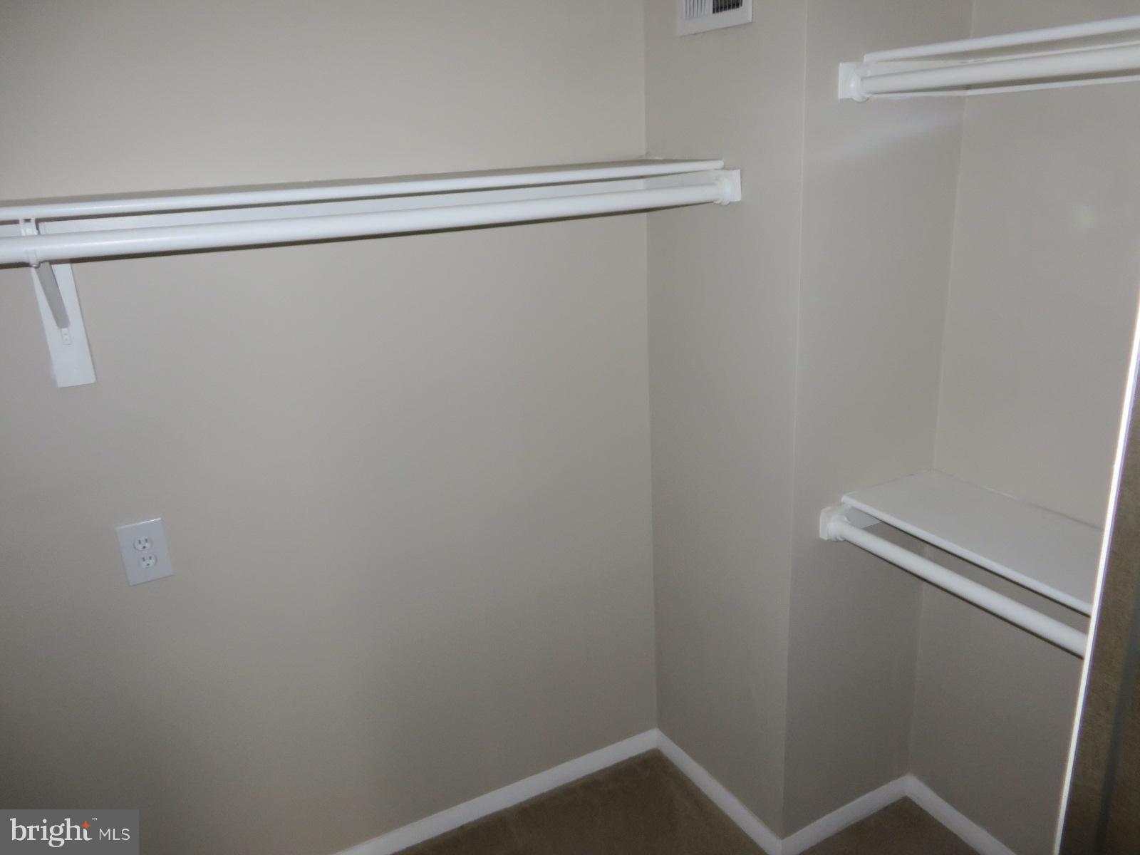 1515 South Arlington Ridge Road, Unit 703 Arlington, VA 22202 - Photo 11 of 28 Interior (General)