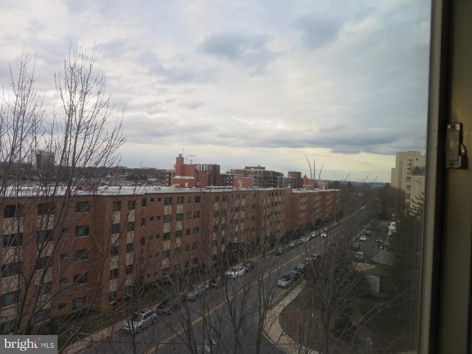 1515 South Arlington Ridge Road, Unit 703 Arlington, VA 22202 - Photo 18 of 28 Balcony