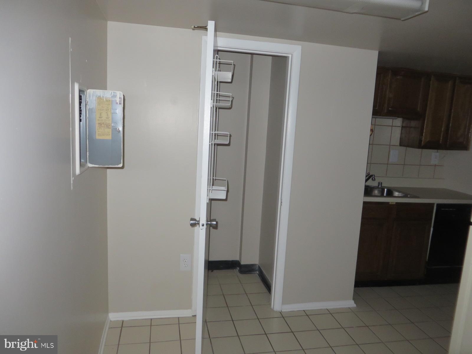 1515 South Arlington Ridge Road, Unit 703 Arlington, VA 22202 - Photo 22 of 28 Kitchen pantry