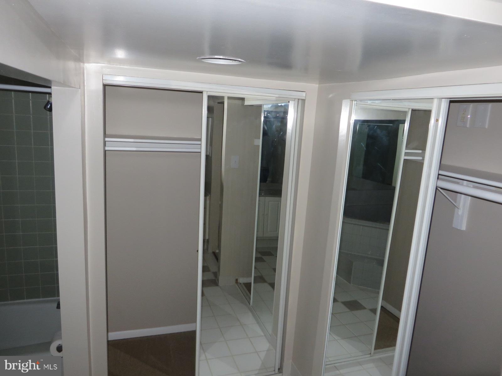 1515 South Arlington Ridge Road, Unit 703 Arlington, VA 22202 - Photo 9 of 28 Closets
