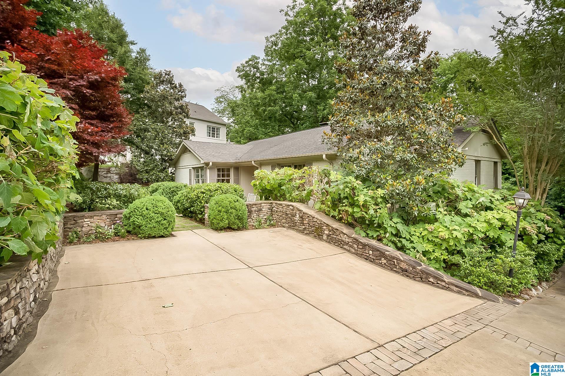 121 Peachtree Road Birmingham, AL 35213 - Photo 4 of 37
